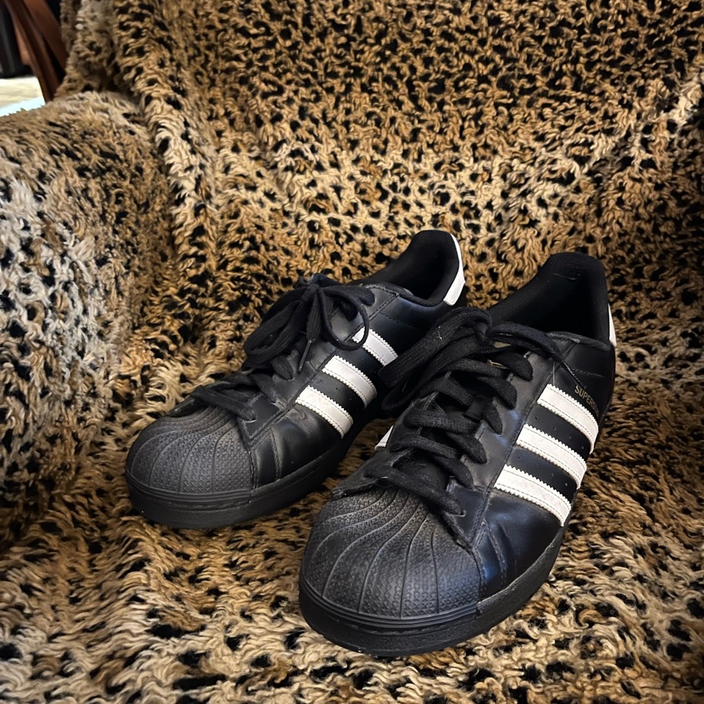 Adidas Superstar black size 12